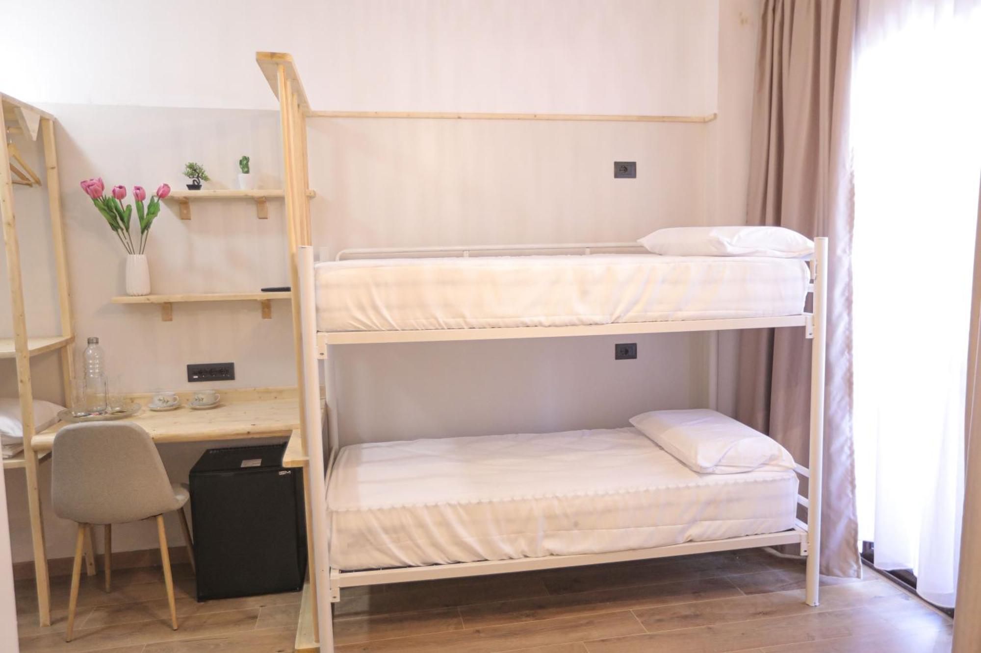 Nidum Harmony Bed & Breakfast ติรานา ภายนอก รูปภาพ