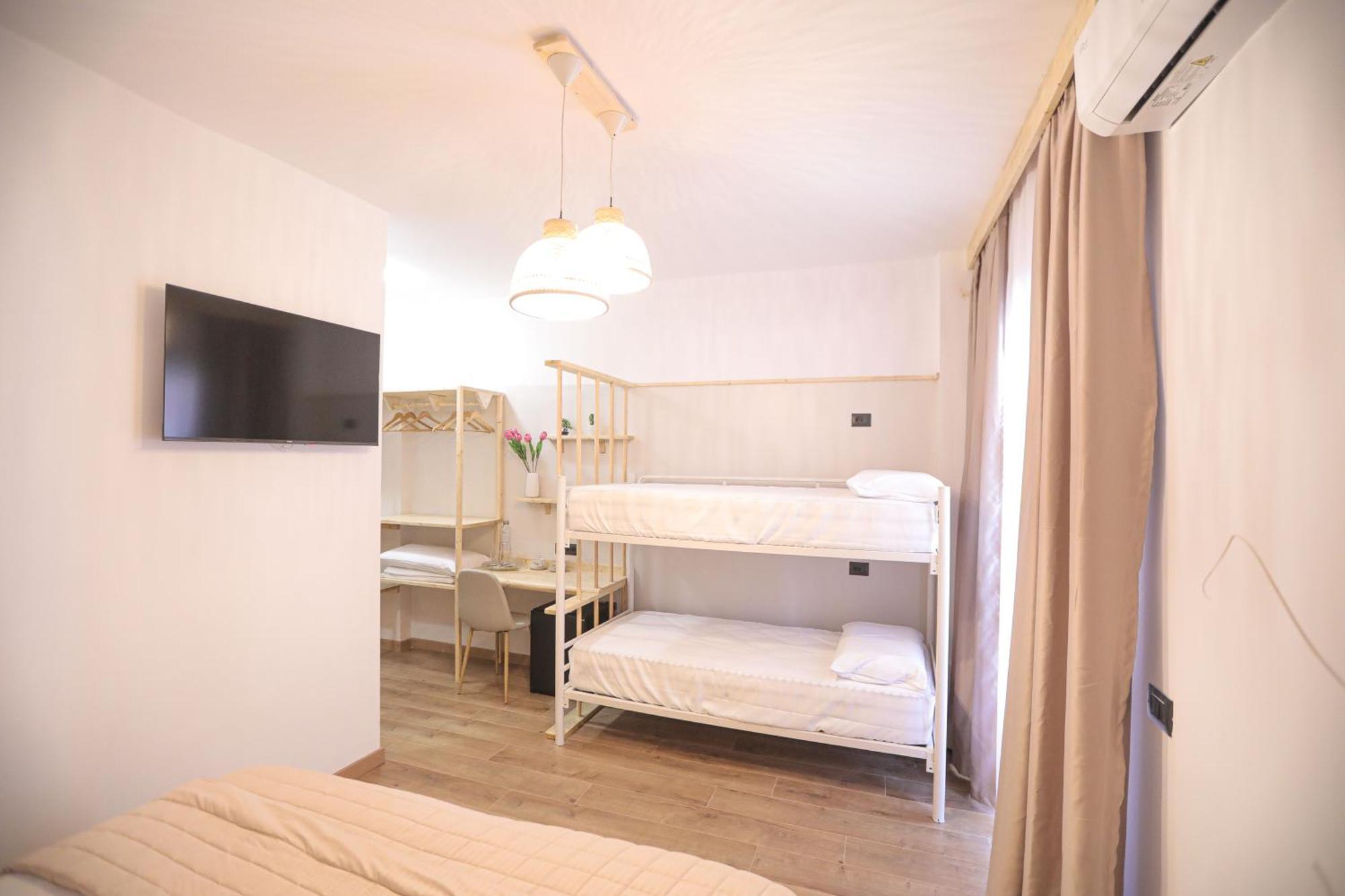 Nidum Harmony Bed & Breakfast ติรานา ภายนอก รูปภาพ